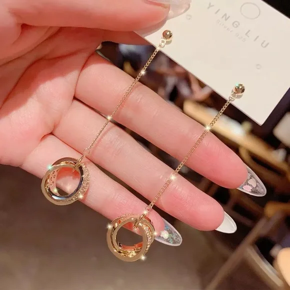 New 18k gold plated tassel earrings - Picture 3 of 4